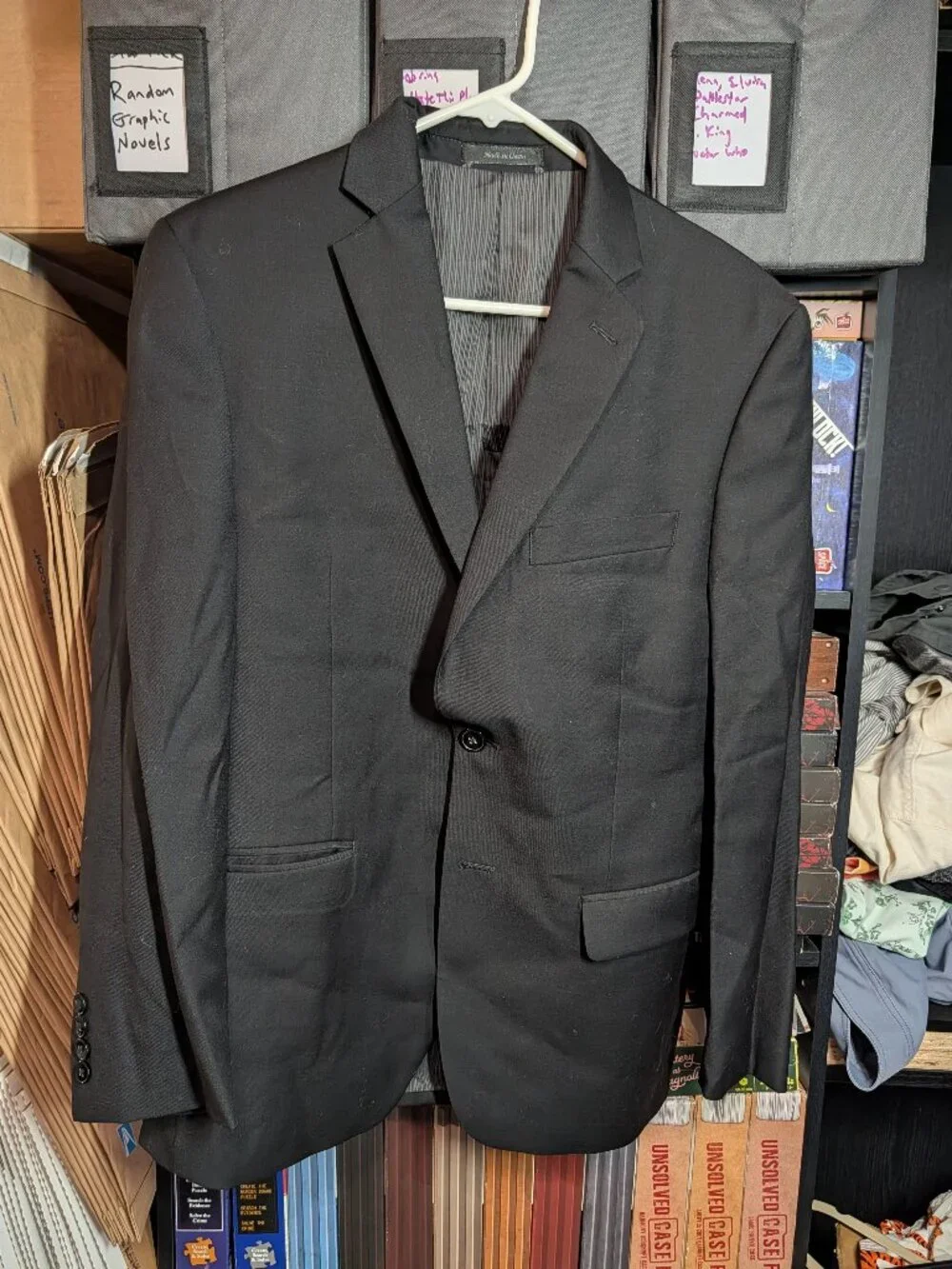 Calvin Klein Slim Fit Black 100% Wool Two-Piece Suit 38S / 32x32